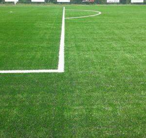 Erba sintetica professionale per campi da calcio e calcetto